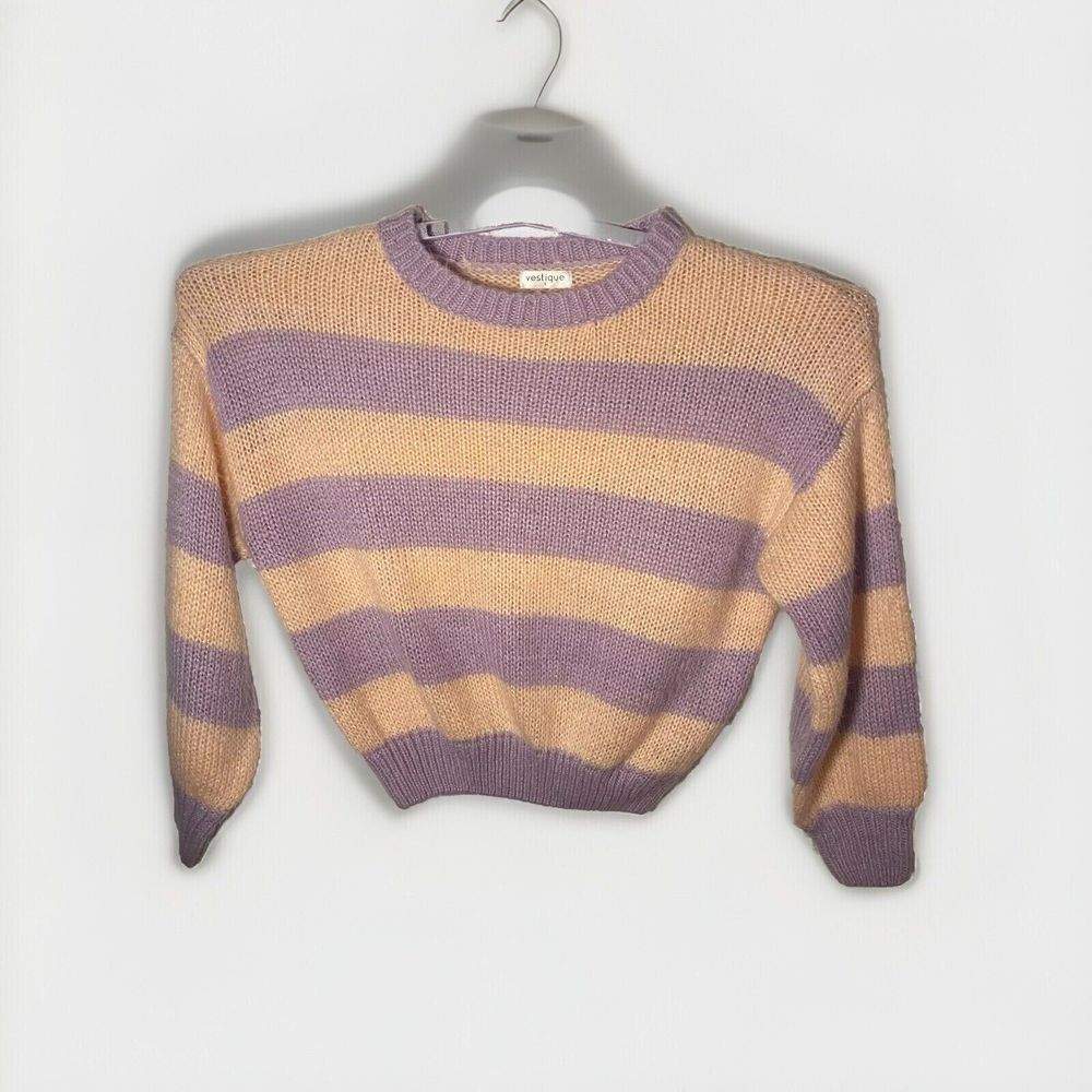 Vestique Sweaters‎ Women's Size S Purple Pink 100% Acrylic O Neck Pullover Crop